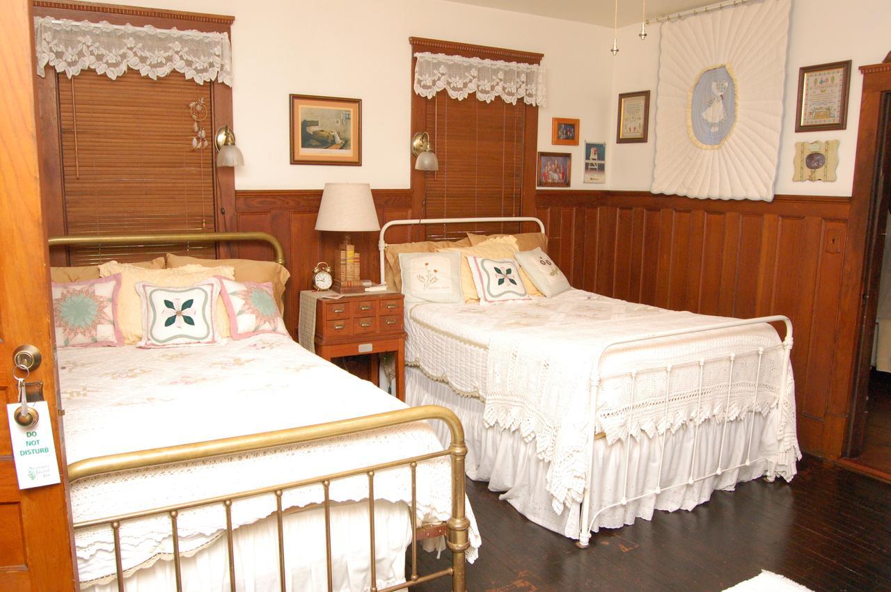 Mountain Laurel Inn Damascus Bagian luar foto